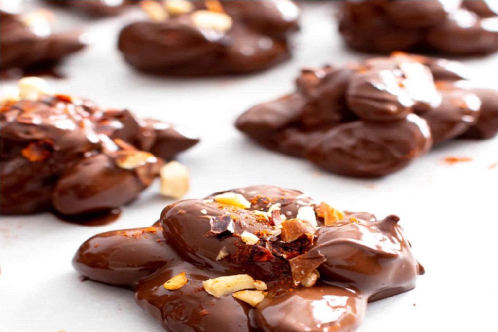 MIXED SEED CHOCOLATE DROPS WITH CHILLI, SEA SALT AND PISTACHIO recip by aariafoods